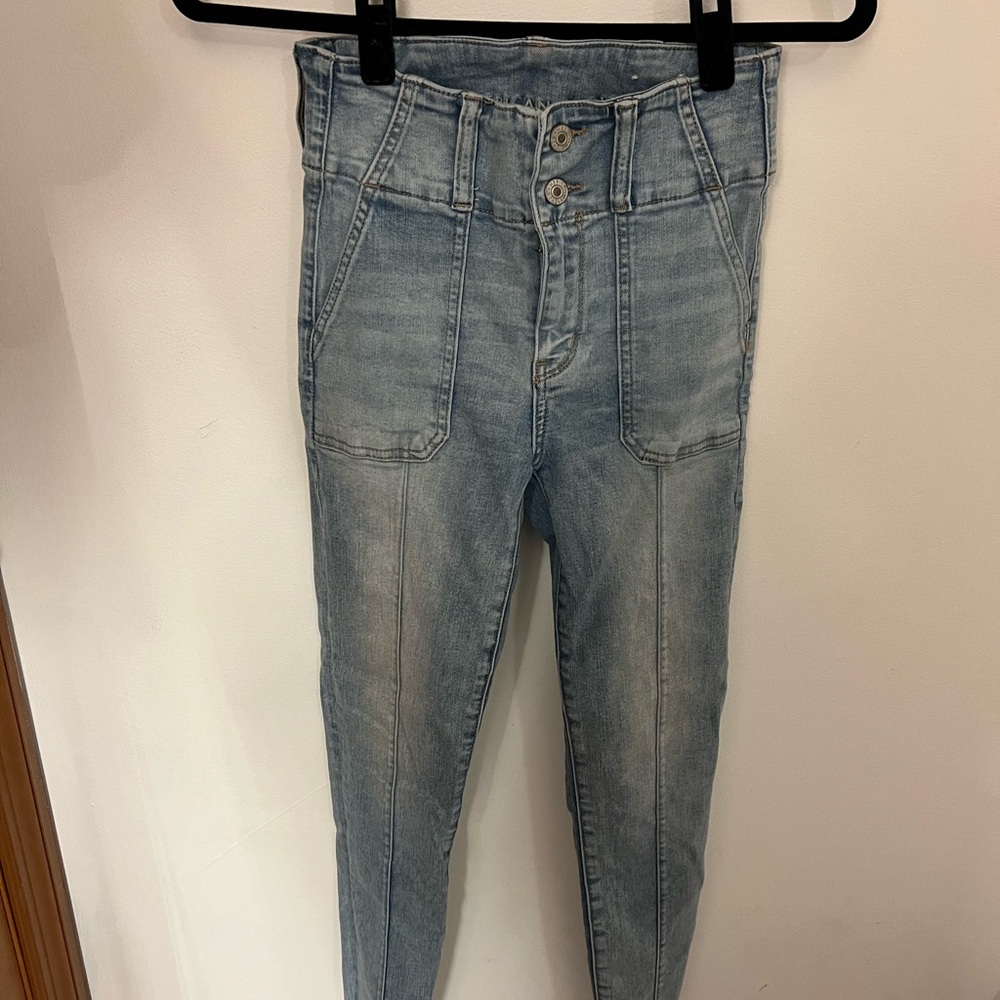 Light Blue High-Waisted Women Jeans